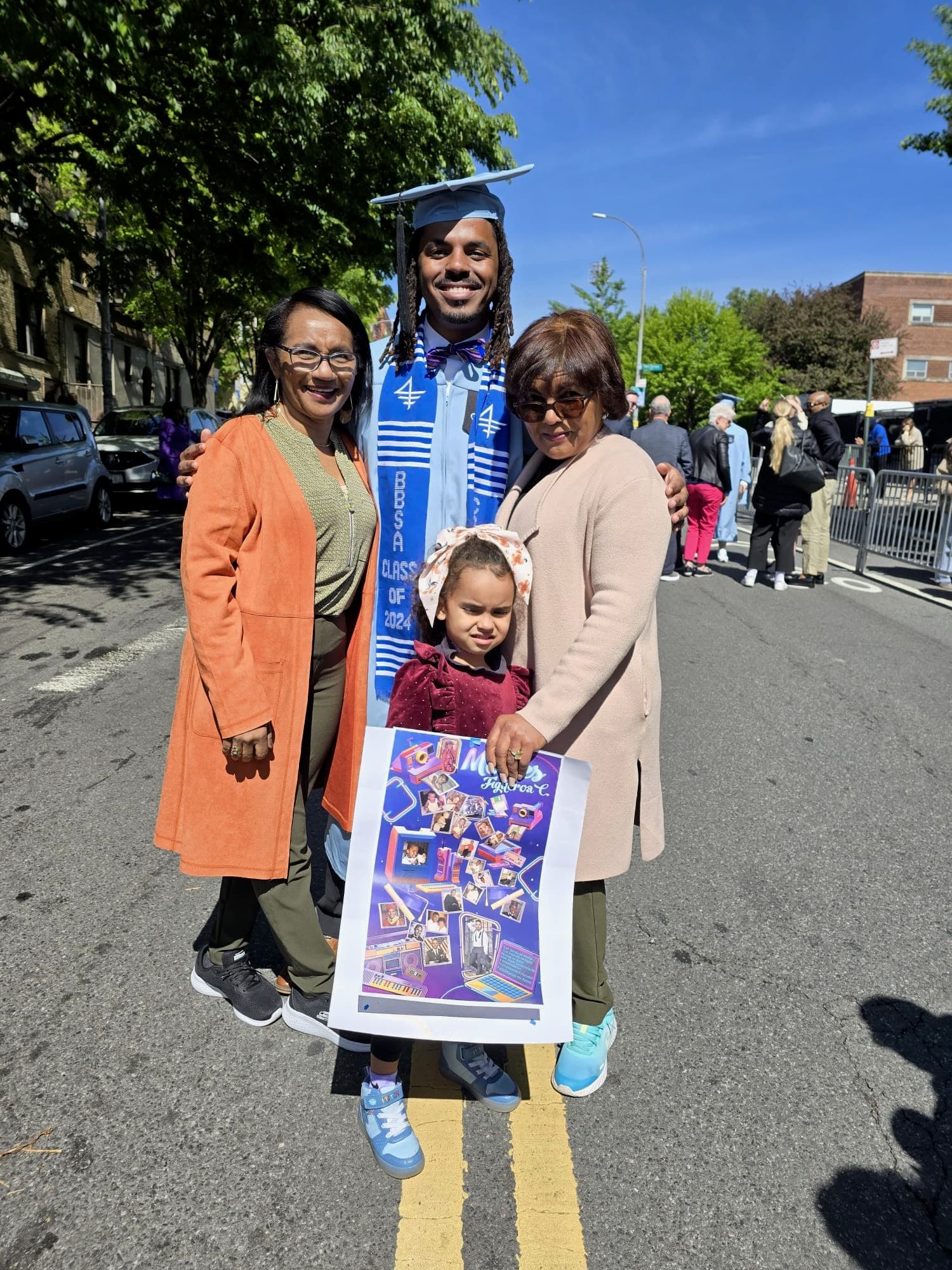 Moises at Columbia MBA graduation with family, Class of 2024